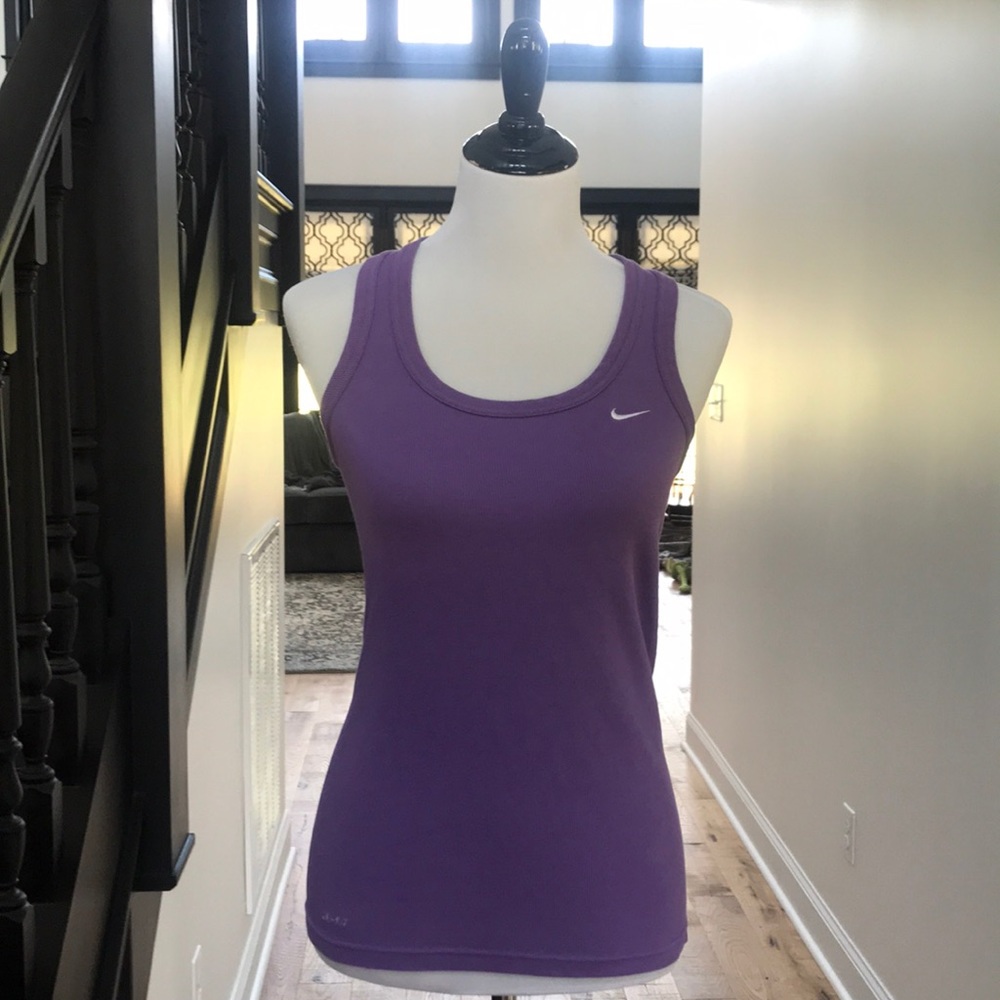 3️⃣for💲1️⃣2️⃣ Nike Tank